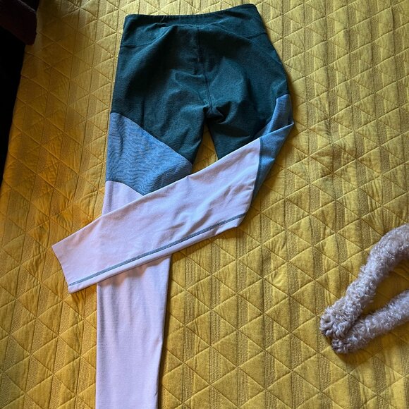 Outdoor Voices Springs 7/8 leggings green/beige, size M - Picture 1 of 4